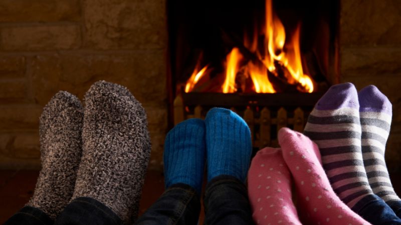 Wood stoves to heat pumps, top 13 tiny house heating options